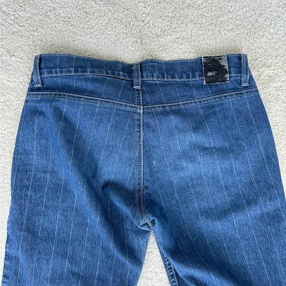 Striped Low Rise Flares Jeans - Picture 2 of 8